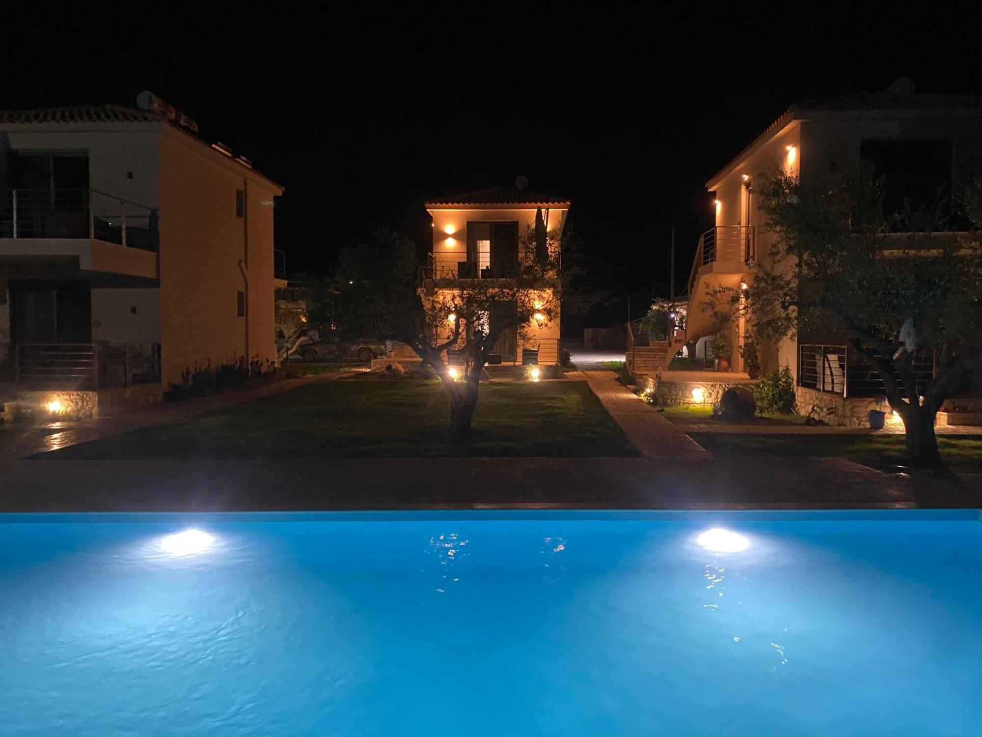 גיאלובה Three Charites Resort מראה חיצוני תמונה