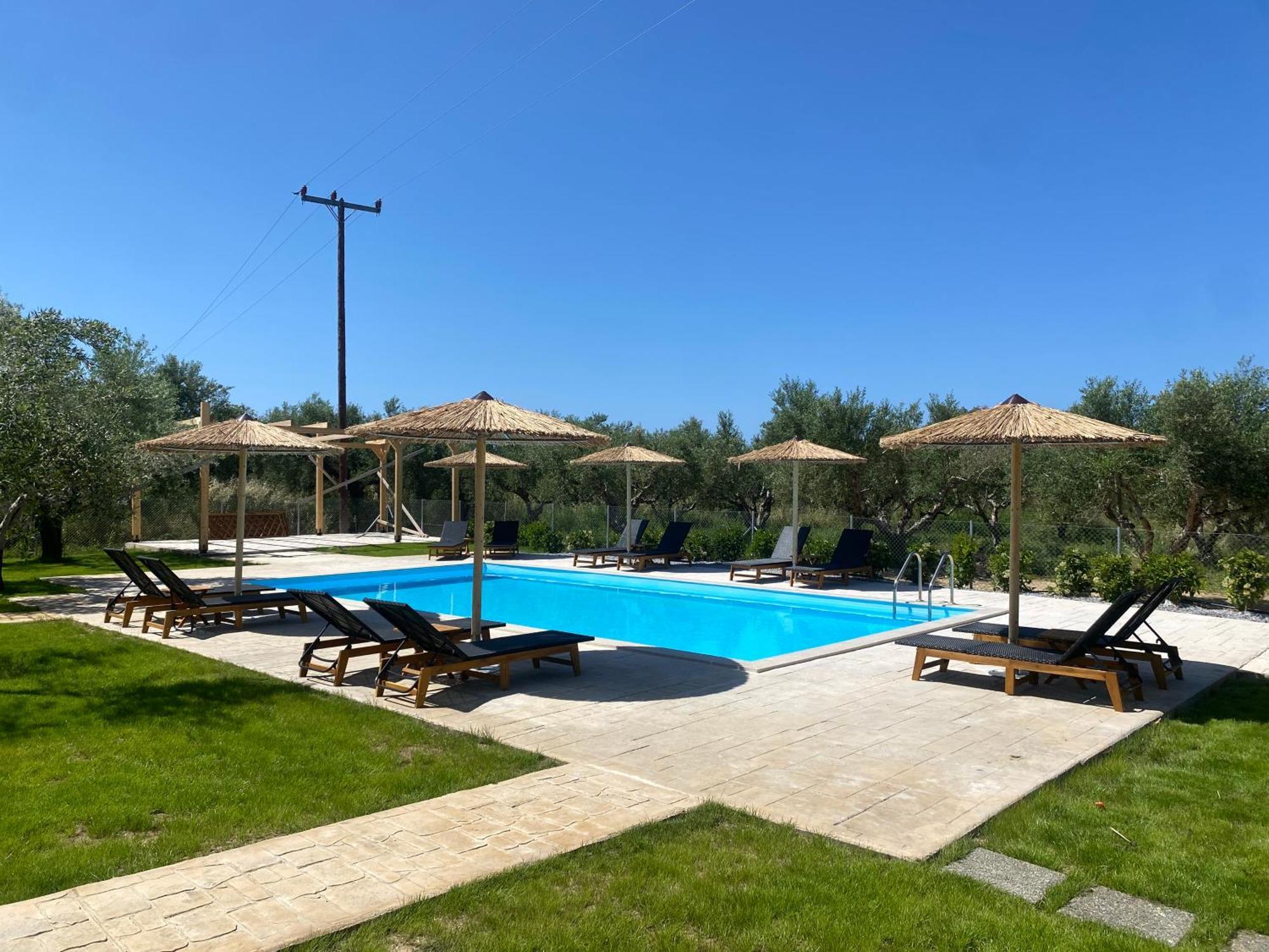 גיאלובה Three Charites Resort מראה חיצוני תמונה